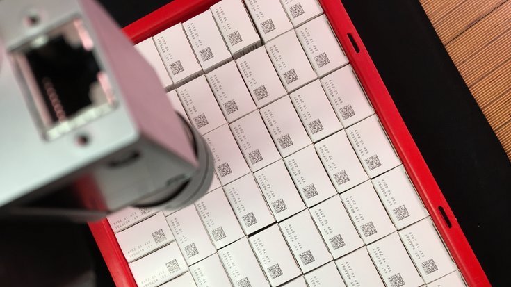 Read Bar Codes and 2D Codes Reliably | MVTec